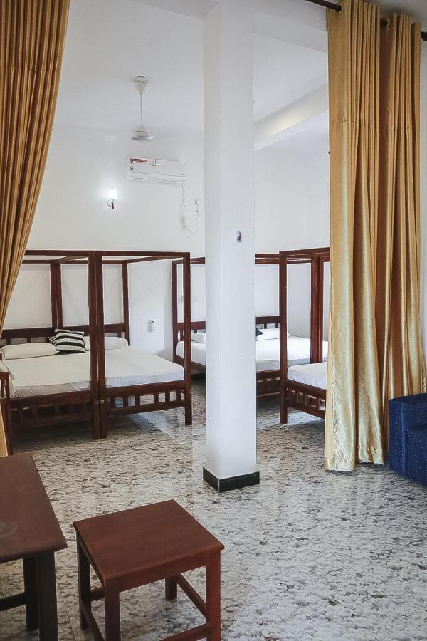 Sunset View Beach Hotel Vịnh Arugam Ngoại thất bức ảnh
