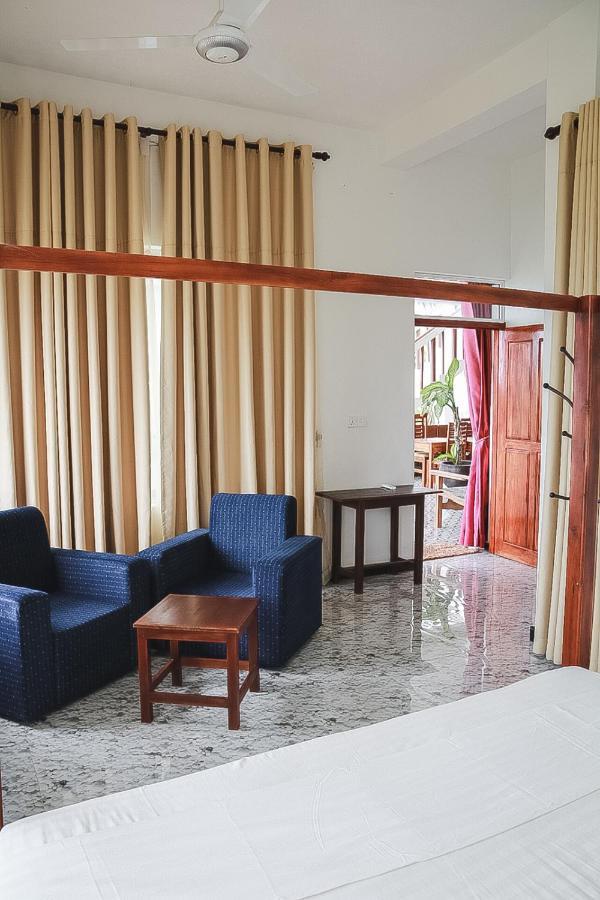 Sunset View Beach Hotel Vịnh Arugam Ngoại thất bức ảnh